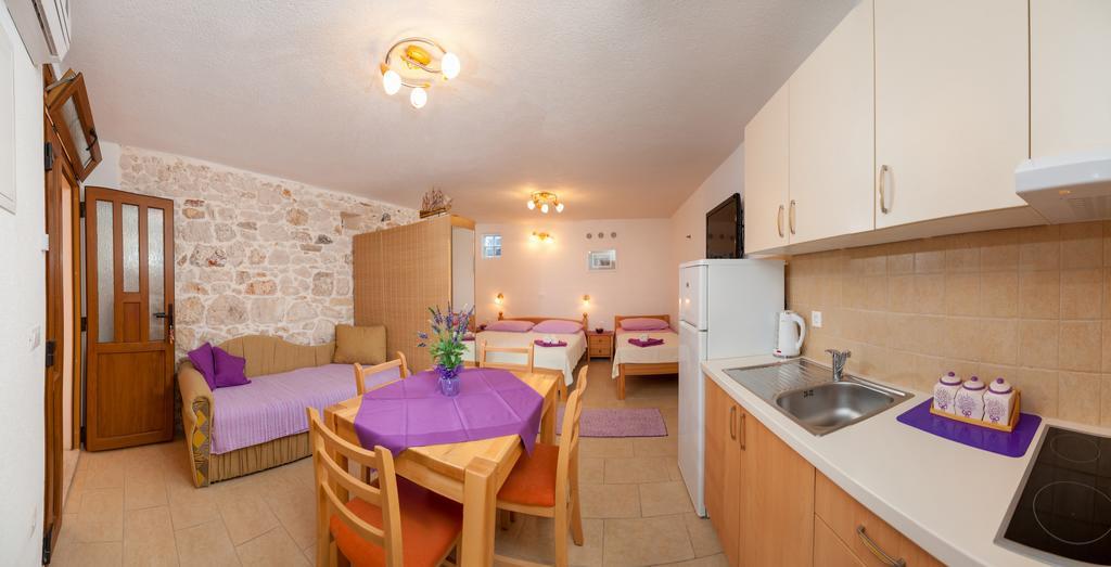 Apartments Mande And Kate Baška Voda Δωμάτιο φωτογραφία