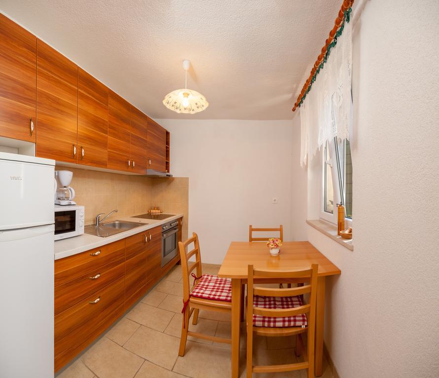 Apartments Mande And Kate Baška Voda Δωμάτιο φωτογραφία